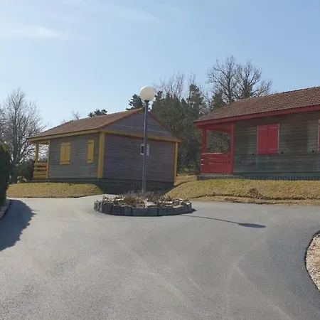 Chalet Bleuet Pour 6 - Prix Weekend * Blavignac